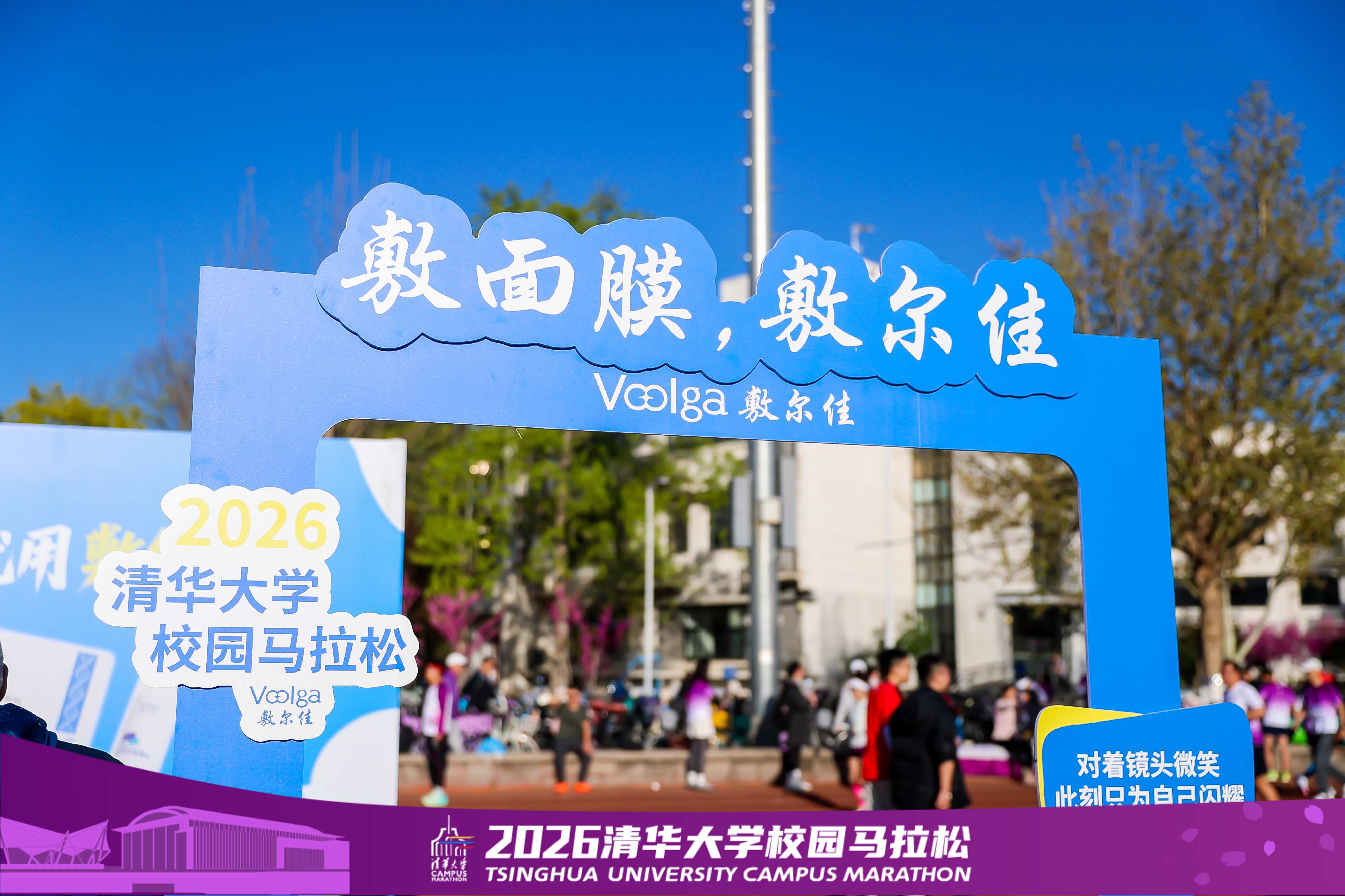 少妇扒开腿让我爽了一夜